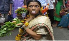 సోషల్ మీడియాలో హల్‌చల్ చేస్తన్న వినూత్న చిత్రాలు