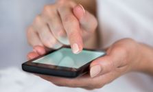 ఫోన్ వాడుతున్నారా..? ఇవి మీకు తెలుసా..?