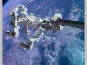 అంతరిక్షాన్ని జల్లెడ పడుతున్న 10 రోబోట్లు