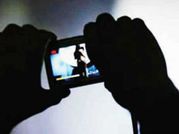బూతు చూస్తే బుక్కైపోతారు జాగ్రత్త..?