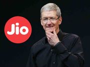 ఐఫోన్ 8 , 8 ప్లస్ లాంచ్ చేసే ఛాన్స్ ఎవరికో తెలుసా..?