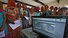 వీటికి ఆధార్ అవసరం లేదు, ప్రధాన రంగాలకు షాకిచ్చిన uidai