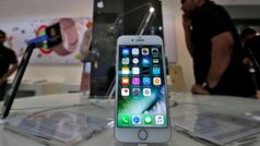 T159 పేరుతో Apple సీక్రెట్ ప్రాజెక్ట్, శాంసంగ్, LGలే ప్రధాన టార్గెట్ !