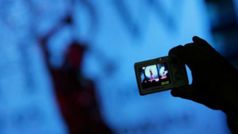 ఇకపై పోర్న్ వీడియోలు చూడలేరు, టెలికం కంపెనీలు బ్యాన్ చేశాయి