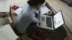 Work From Home తో ఎక్కువ పనిచేసారు ! వారానికి 3 రోజులు వీకెండ్ తీసుకోండి !