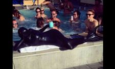 ഓണത്തിനിടയ്ക്ക് പുട്ടുകച്ചവടം നടത്തുന്നവര്‍...