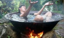ചിരിയുടെ ടെക്‌നിക്കുമായി സോഷ്യല്‍മീഡിയ