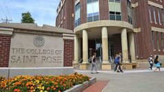 യു.എസ്.ബി ഉപയോഗിച്ച് സർവകലാശാലയിലെ കമ്പ്യൂട്ടറുകള്‍ നശിപ്പിച്ച ഇന്ത്യന്‍ വിദ്യാര്‍ത്ഥിക്ക് തടവുശിക്ഷ