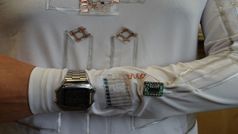 മനുഷ്യശരീരത്തിൽ നിന്ന് ഊർജം സംഭരിച്ച് ഇലക്ട്രോണിക്‌സ് ഗാഡ്‌ജറ്റുകൾ ചാർജ് ചെയ്യുന്ന ഷർട്ട്