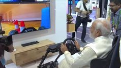 5G ഉദ്ഘാടനത്തിനിടെ മോദി സ്വീഡനിൽ 'പോയി', അ‌തും കാറോടിച്ച്!