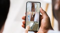 വീട്ടിലെ മുതിർന്നവരുടെ സ്മാർട്ട്ഫോൺ ഉപയോഗം എളുപ്പമാക്കാൻ ചെയ്തുകൊടുക്കാവുന്ന നാല് കാര്യങ്ങൾ