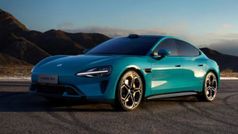 15 മിനിറ്റ് ചാർജിൽ 510 കിലോമീറ്റർ ഓടും; SU7 കാറുകൾ പുറത്തിറക്കി ഷവോമി, വിലയും വിവരങ്ങളും അറിയാം