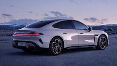 വീ ആർ ഡൂയിങ് എ കാർ! ഷവോമി ഇനി ഇവി കമ്പനികളുടെയും എതിരാളി... SU7 ഇവി അവതരിപ്പിച്ച് ഷവോമി