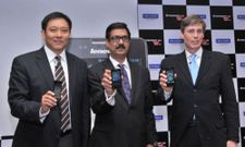 Lenovo RCOM To Launch 5 Budget Handset in India in 2013