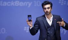 Budget 2013: India Reacts on Twitter Against Mobile Phones Price Rise