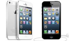 BlackBerry Q10 versus Apple iPhone 5: Which is more Value for Money?
