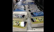 iPhone 5C New Images Leaked: Reveals Packaging, Color Variants And More