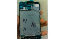 HTC One Gold Colored Chassis Gets Leaked