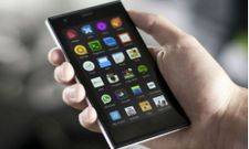 Jolla Releases 'The First One' Smartphone with Sailfish OS: UI And Other Unique Features