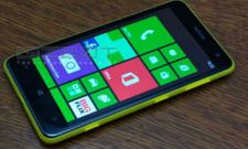 Nokia’s first Dual SIM WP8 Phone Appears To Be Moneypenny