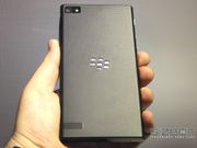 BlackBerry Z3 Hands on And First Look: Good, But No Wow Factor