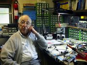 Pioneer of Video Games, Simon Dies at 92