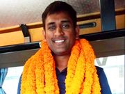 Twitter world flooded with messages on Dhoni's retirement