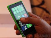 Microsoft Lumia 532 First Look: A Super Compact Smartphone That Shines