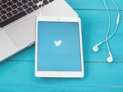 Twitter deletes backgrounds from some pages