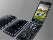 Samsung Launches A New Flip Phone With Dual AMOLED Display and Snapdragon 808