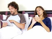 Smartphones, tablets should have 'bedtime mode': experts