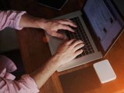 Bystanders avoid online bullying victims
