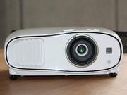 EPSON launches new 3LCD home theater projector EH-TW6700
