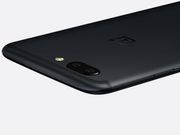 Take a look at the first official OnePlus 5 image; has horizontally arranged dual cameras