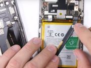 OnePlus 5T teardown video shows plans for waterproof build