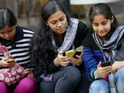 Telcos plan to launch 4G smartphones at Rs. 500 with cheap monthly plans in India