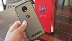 Moto Z2 Play Android 8.0 Oreo update brings new features