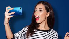 Smartphone users to surpass 700 million by 2022: Report