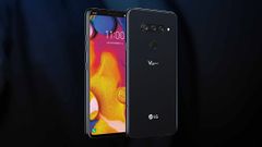 LG V40 ThinQ leaked renders confirms the triple camera setup
