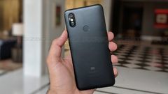 Some Xiaomi Mi A2 users face massive battery drain due to bug