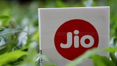 Reliance Jio leads wireless broadband market with 56% market share: ICRA