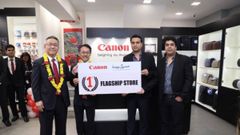 Canon opens its first store in India