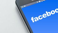 Facebook Dark Mode Coming Soon; Facebook Favorites Also Under Works