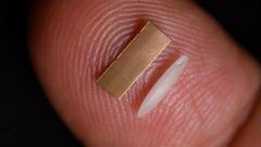 Intel Unveils EMIB Chipset Capable Of Transmitting Data At Gigabytes Per Second Speed