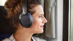 Philips Launches Bluetooth Headphones In India: Price And Features
