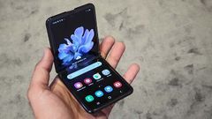 Samsung Galaxy Z Flip 2 With Triple-Camera Module Expected