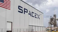 DoT To Ask SpaceX For An Application Before Starting Operations