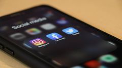 No Ban On Facebook, WhatsApp, Twitter, and Instagram In India From Today