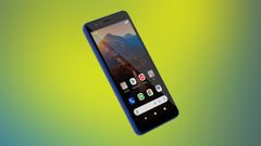 How Can RIL Attract 75 Million Feature Phone Users To JioPhone Next?