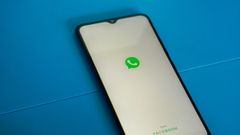 WhatsApp Working On New Feature To Transfer Chats From Android Phone To New iPhone